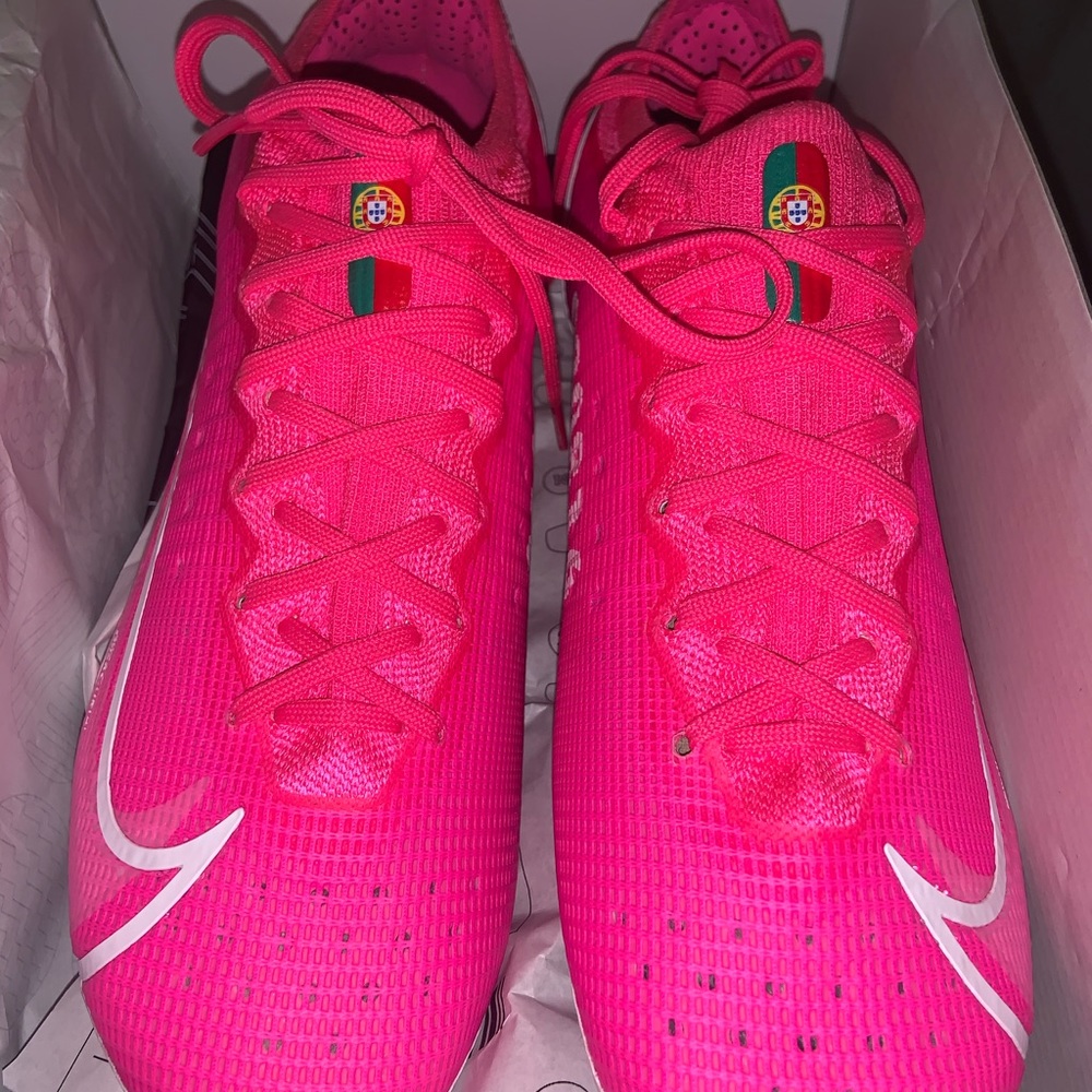 Nike Mercurial Vapor 14 Size 9.5